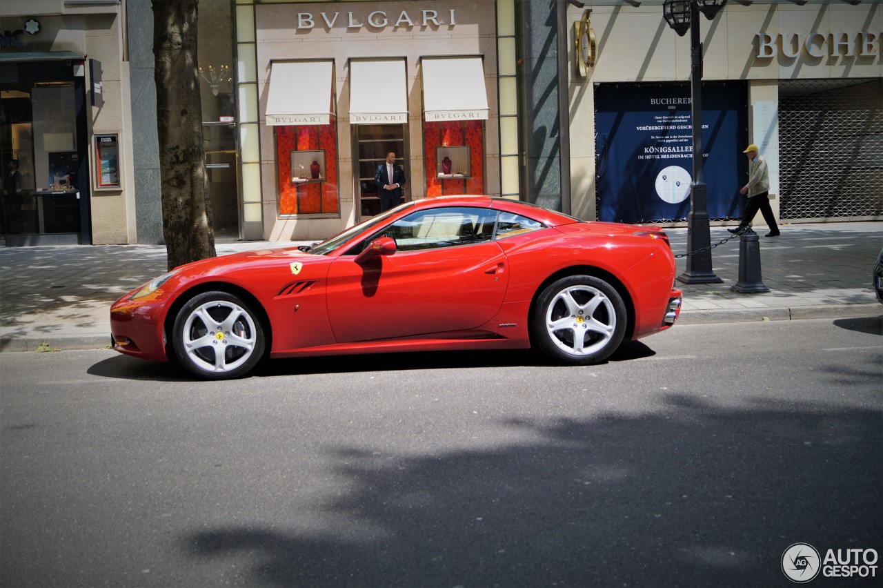 Ferrari California