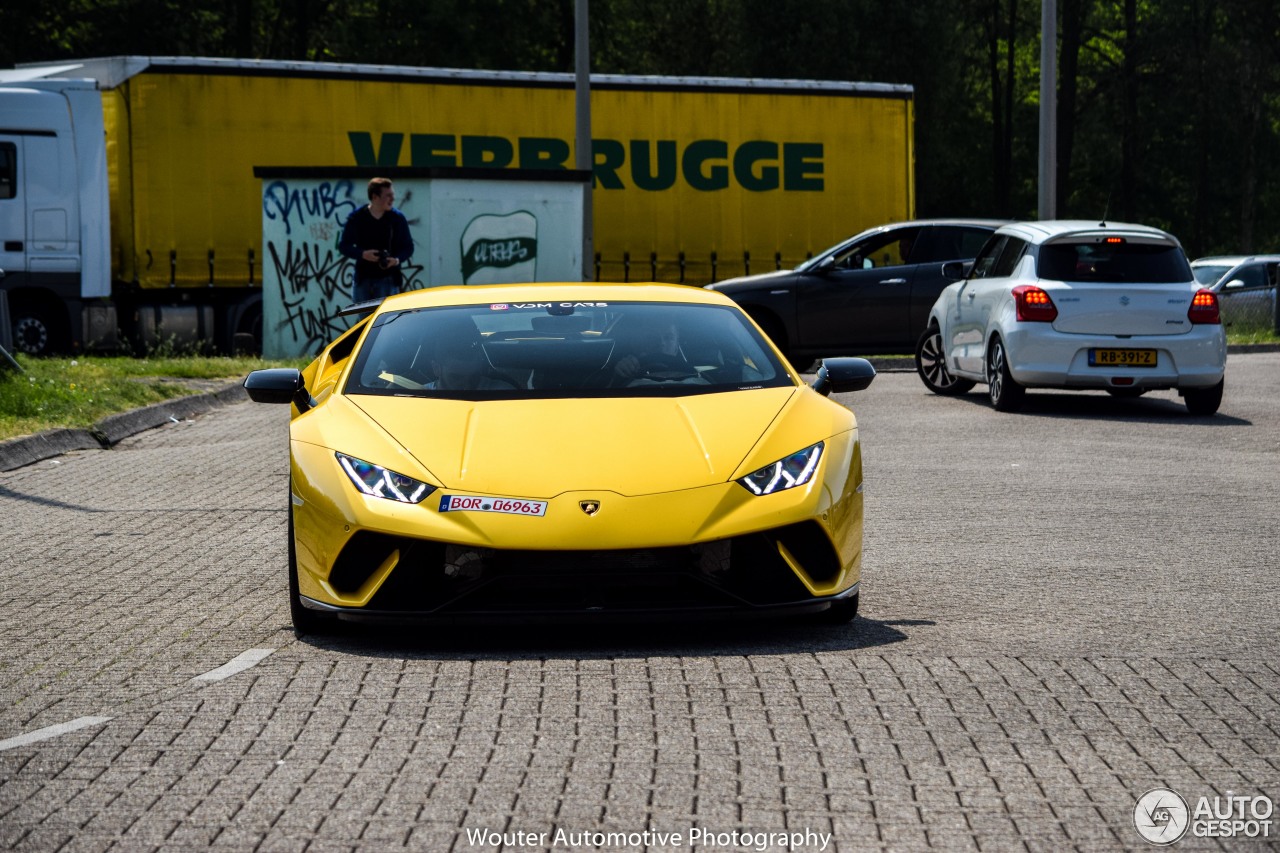 Lamborghini Huracán LP640-4 Performante