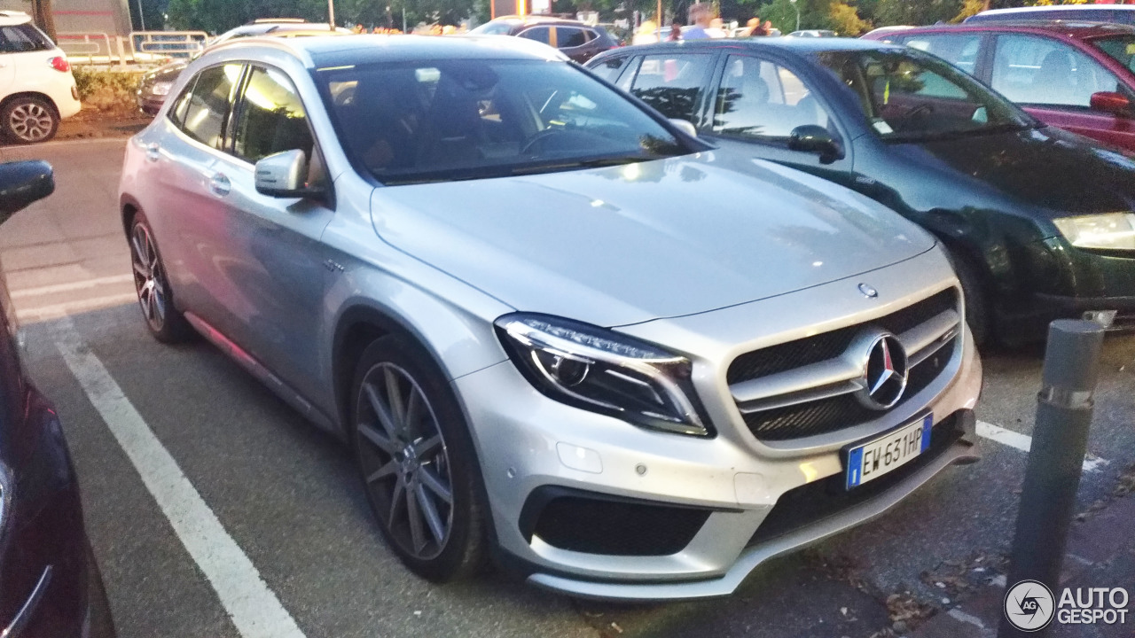 Mercedes-AMG GLA 45 X156