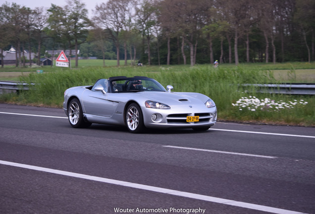 Dodge Viper SRT-10 Roadster 2003