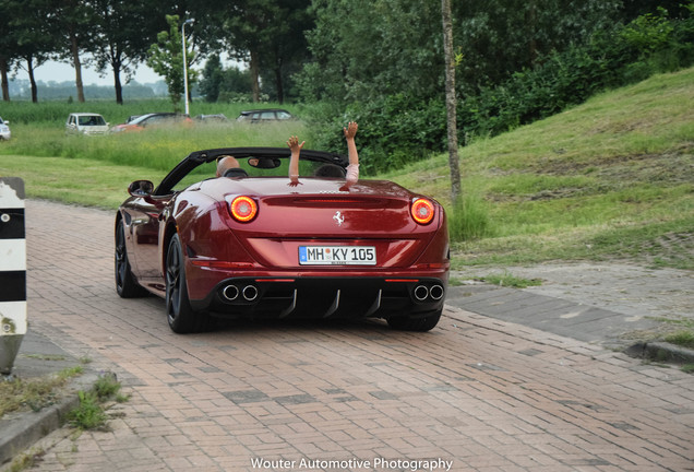 Ferrari California T