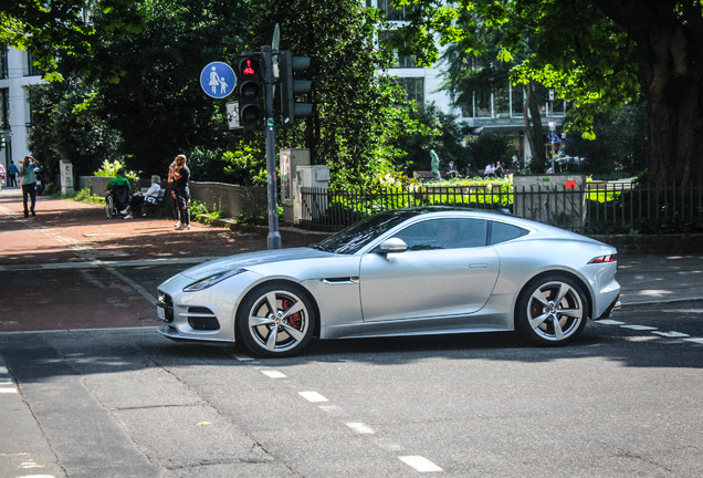 Jaguar F-TYPE R Coupé 2017