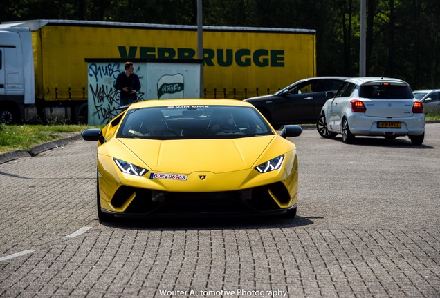 Lamborghini Huracán LP640-4 Performante