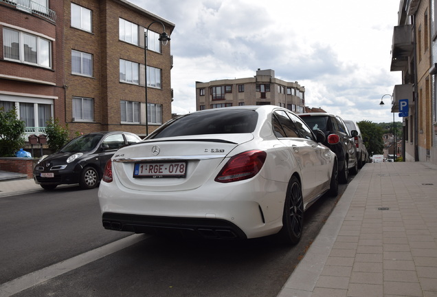 Mercedes-AMG C 63 S W205