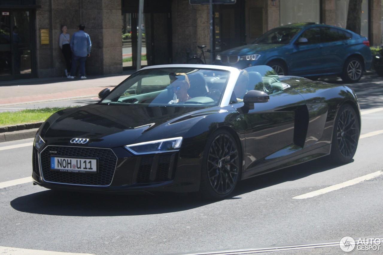 Audi R8 V10 Spyder 2016