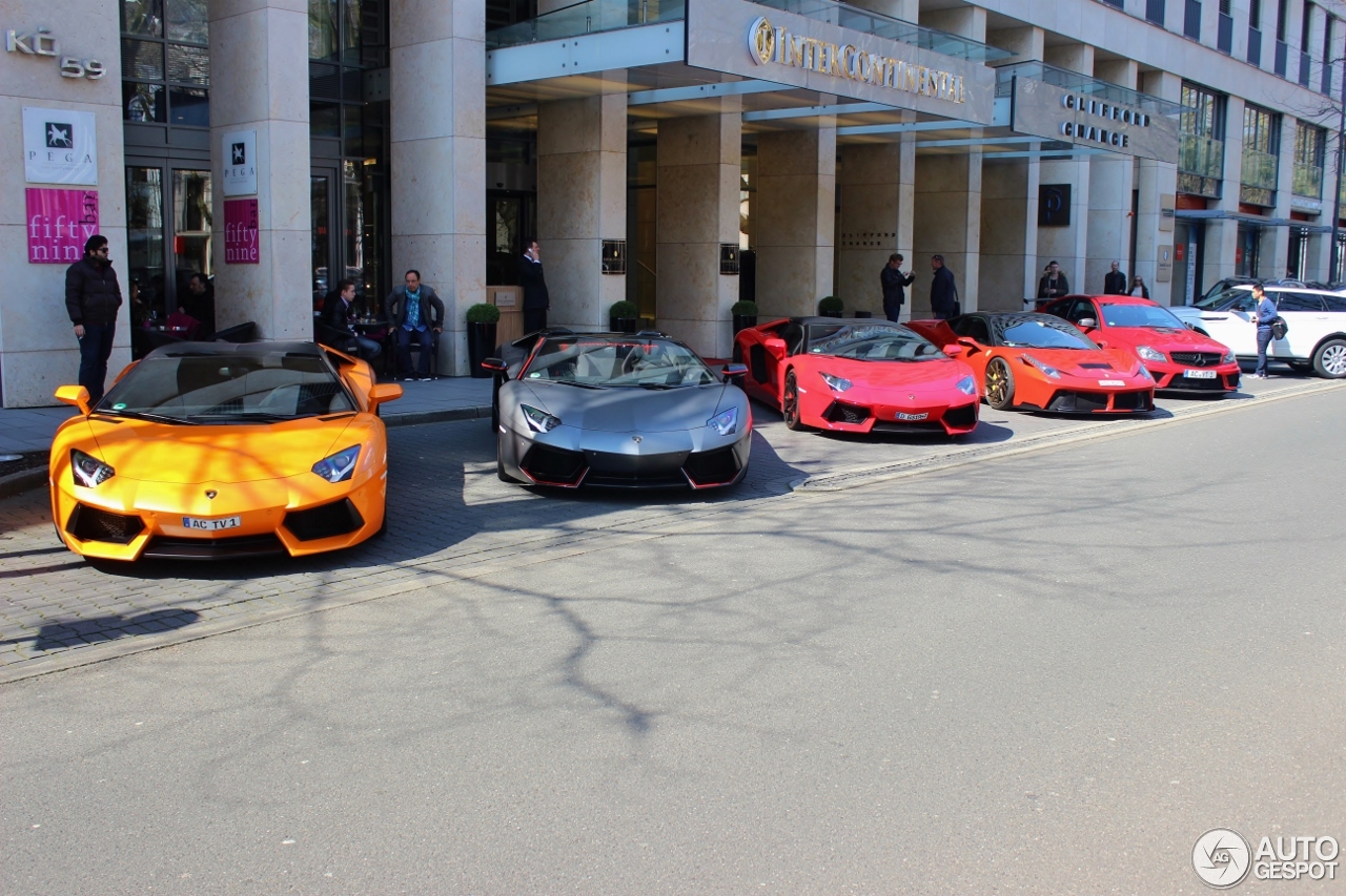 Lamborghini Aventador LP700-4 Roadster