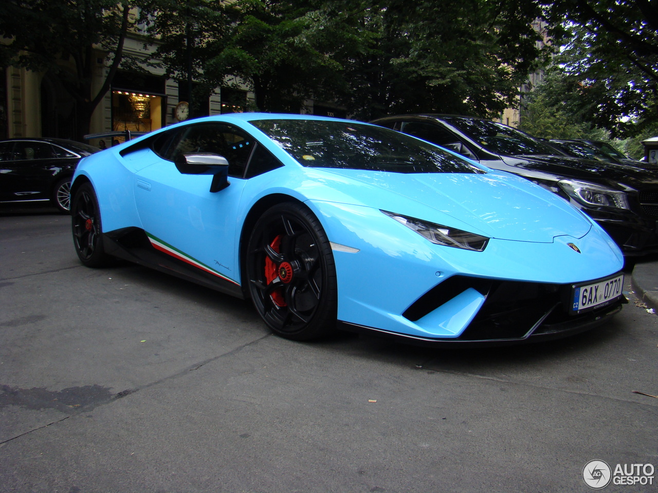 Lamborghini Huracán LP640-4 Performante