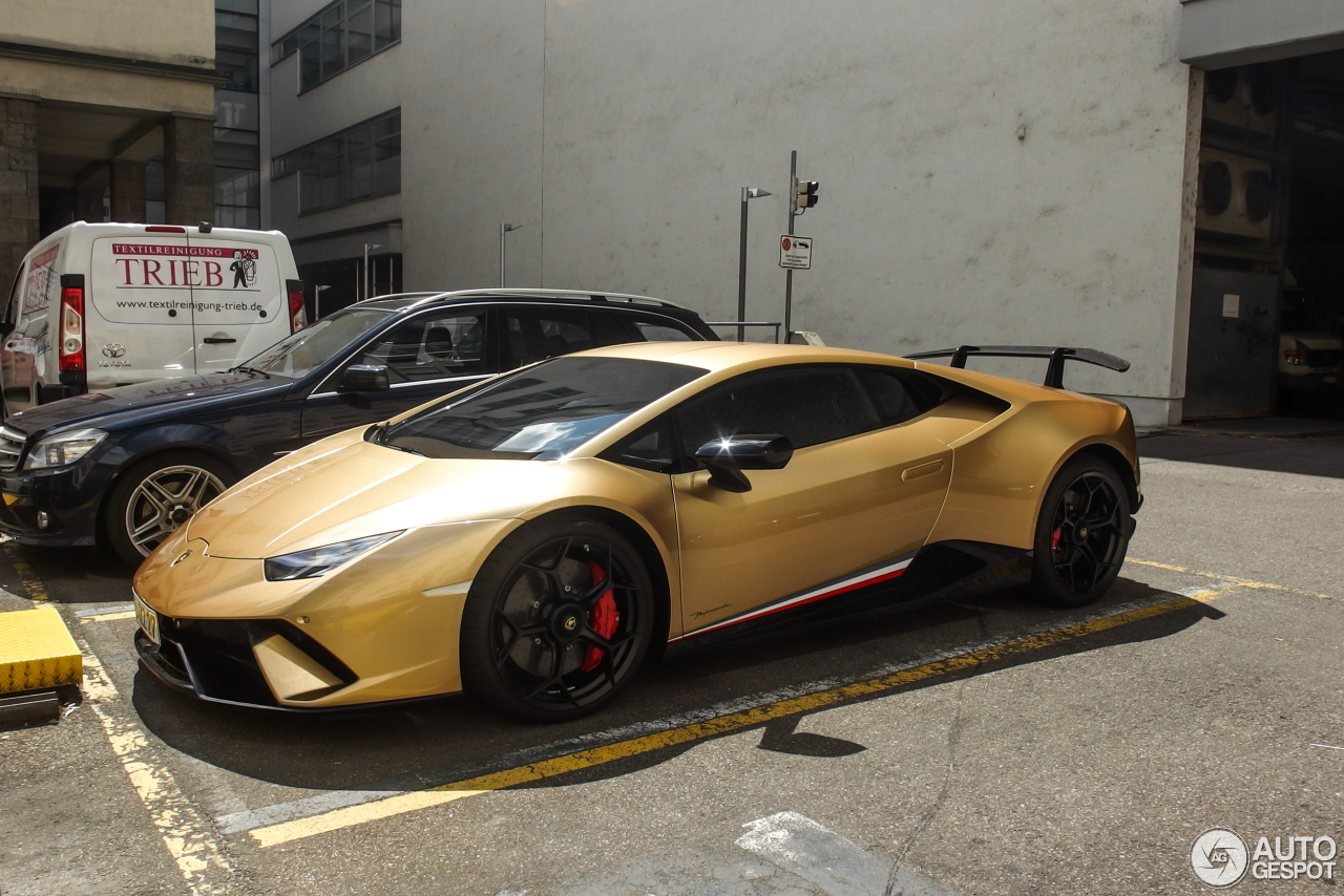 Lamborghini Huracán LP640-4 Performante