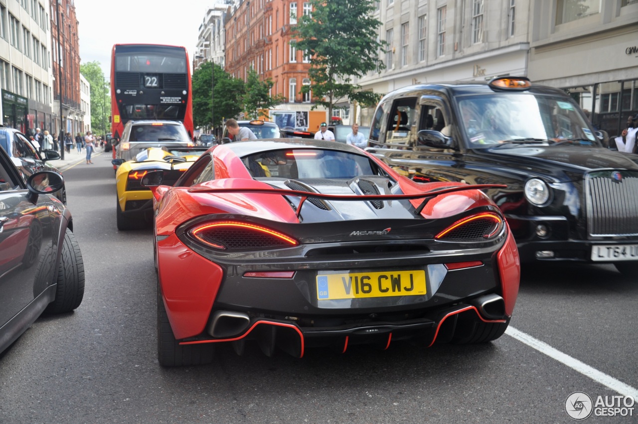 McLaren 570S