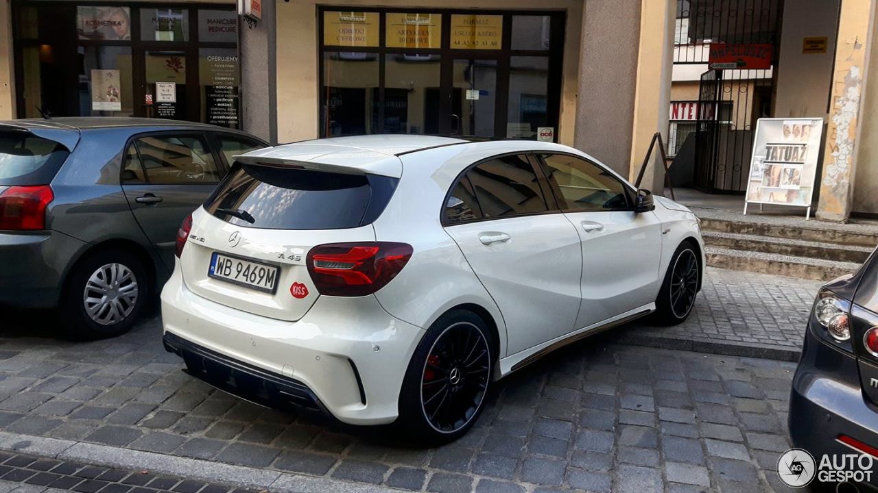 Mercedes-AMG A 45 W176 2015