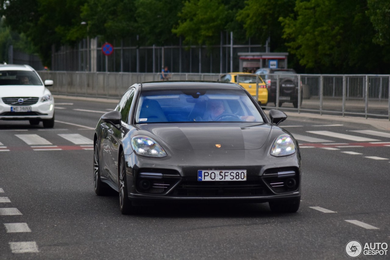 Porsche 971 Panamera Turbo Executive