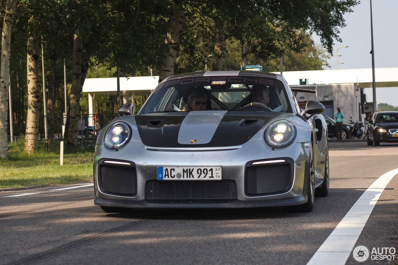 Porsche 991 GT2 RS Weissach Package