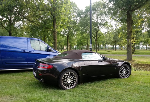 Aston Martin V8 Vantage Roadster