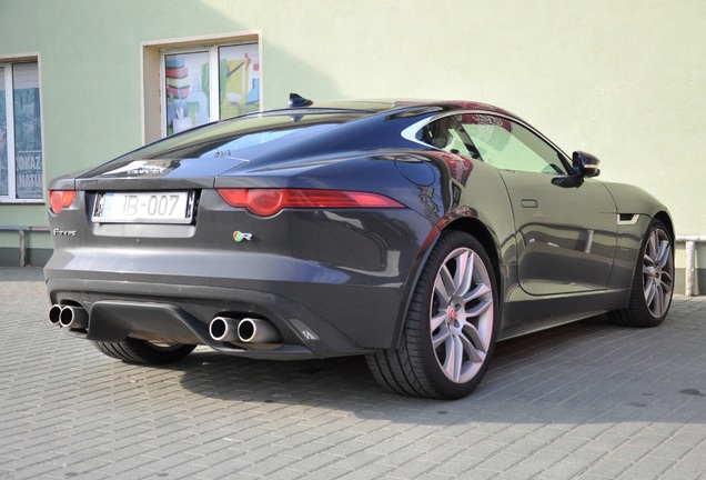 Jaguar F-TYPE R Coupé