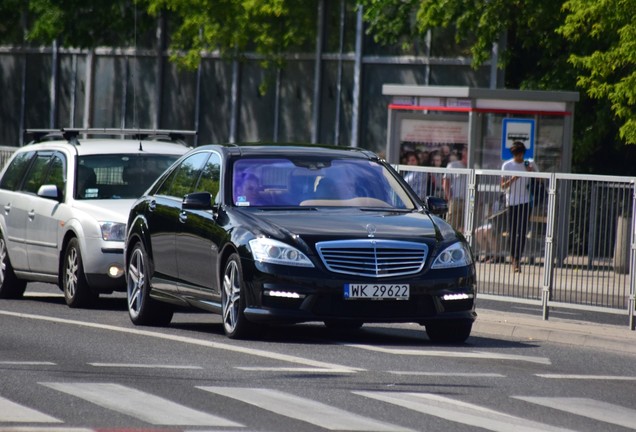 Mercedes-Benz S 63 AMG W221 2010