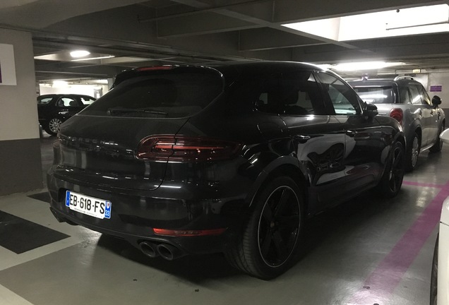 Porsche 95B Macan GTS