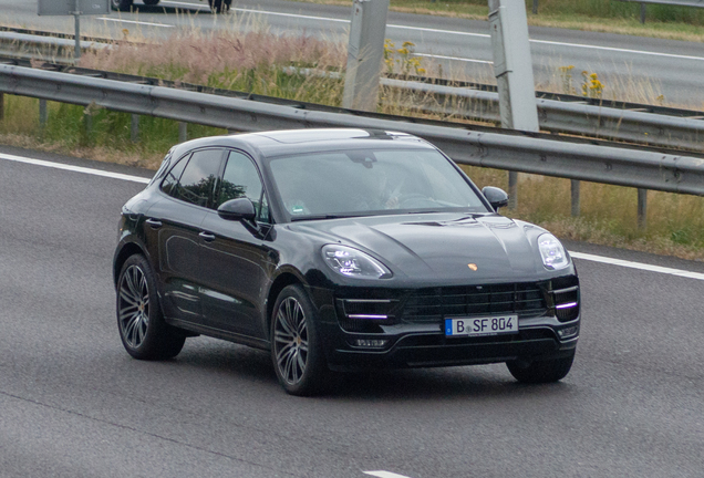 Porsche 95B Macan Turbo