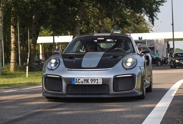 Porsche 991 GT2 RS Weissach Package