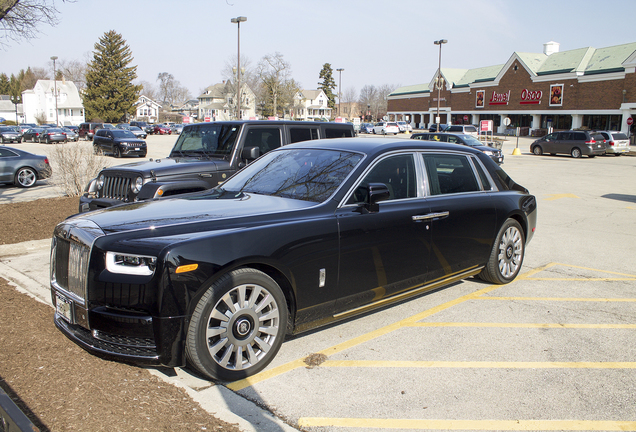 Rolls-Royce Phantom VIII EWB