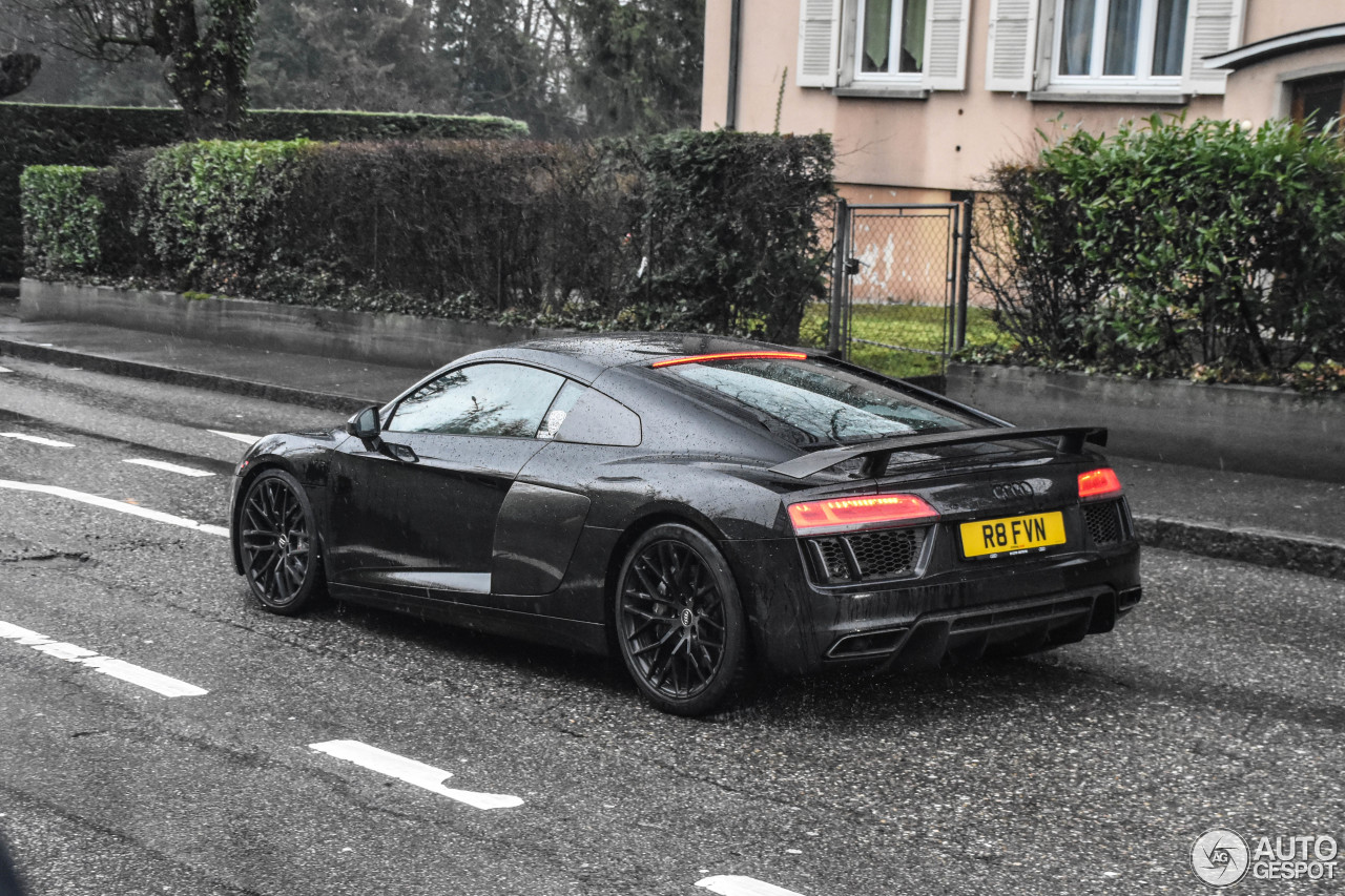 Audi R8 V10 Plus 2015