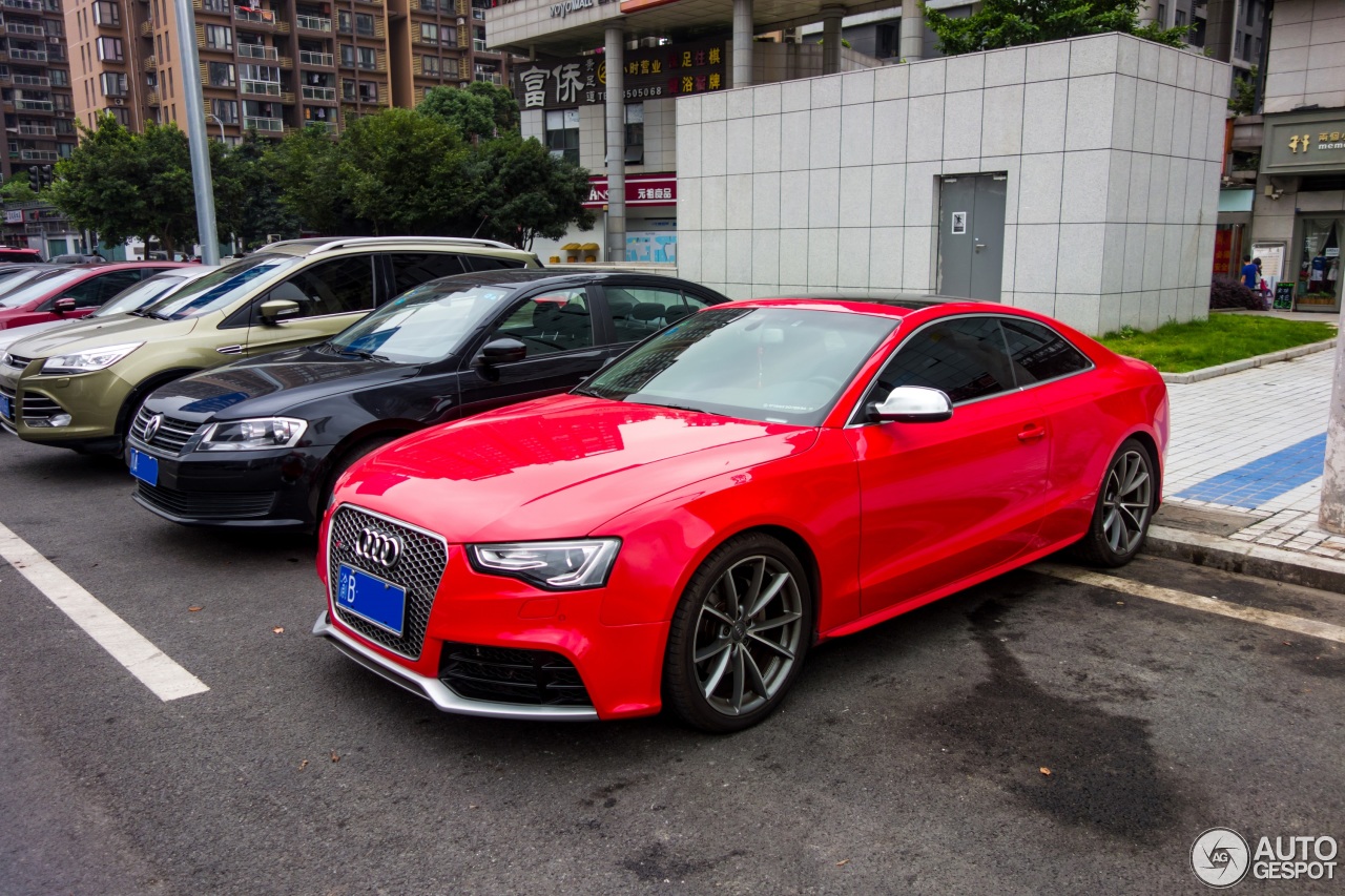 Audi RS5 B8 2012