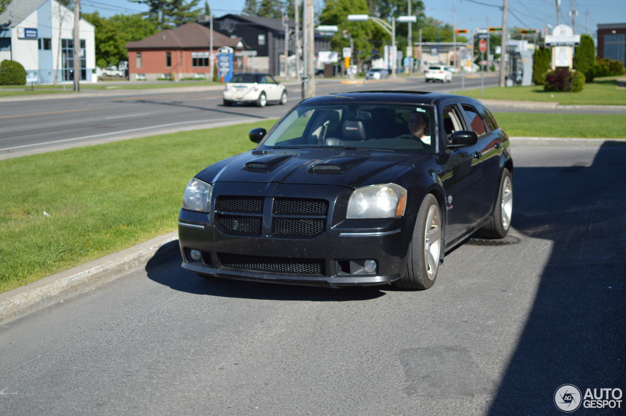 Dodge Magnum SRT-8