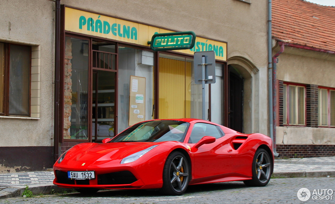 Ferrari 488 Spider