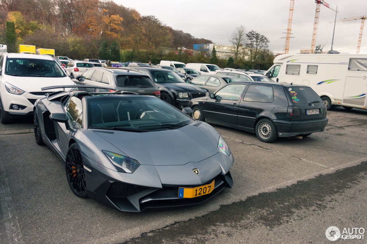 Lamborghini Aventador LP750-4 SuperVeloce Roadster