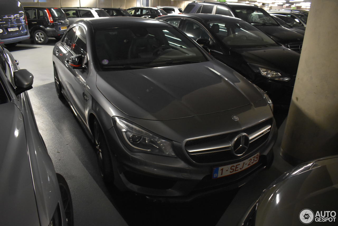 Mercedes-Benz CLA 45 AMG C117