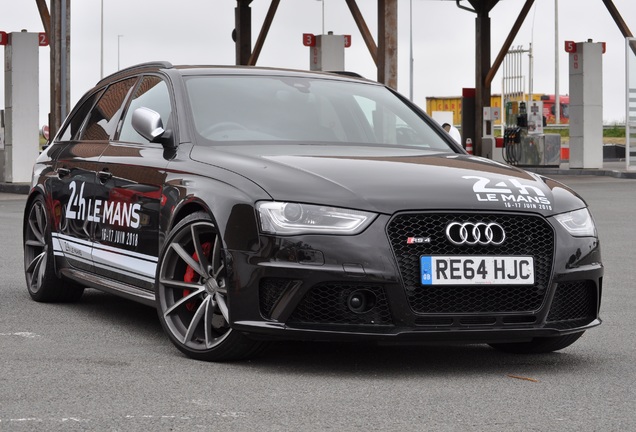 Audi RS4 Avant B8