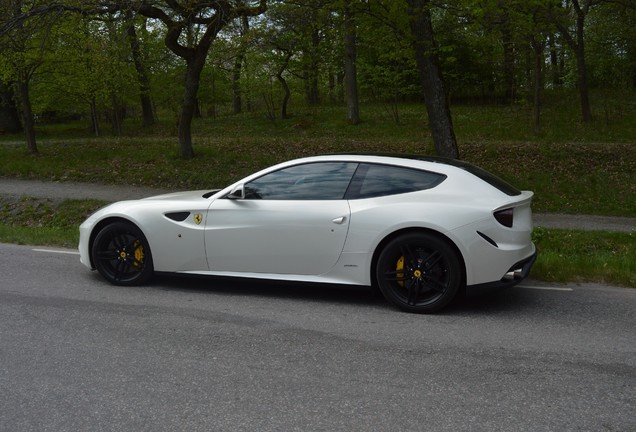 Ferrari FF