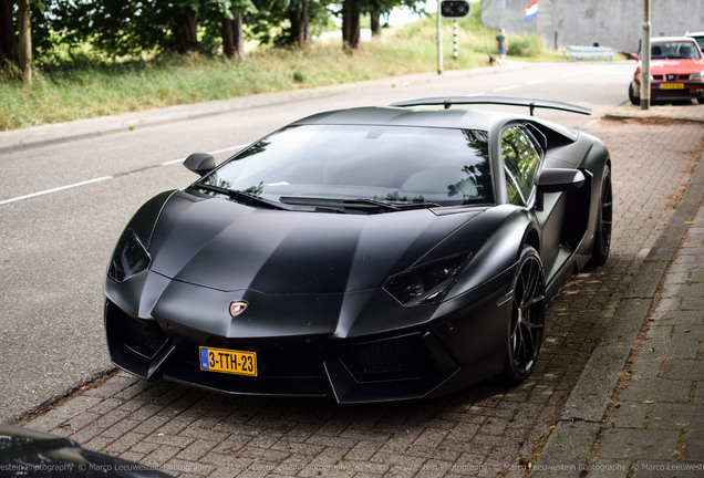 Lamborghini Aventador LP700-4