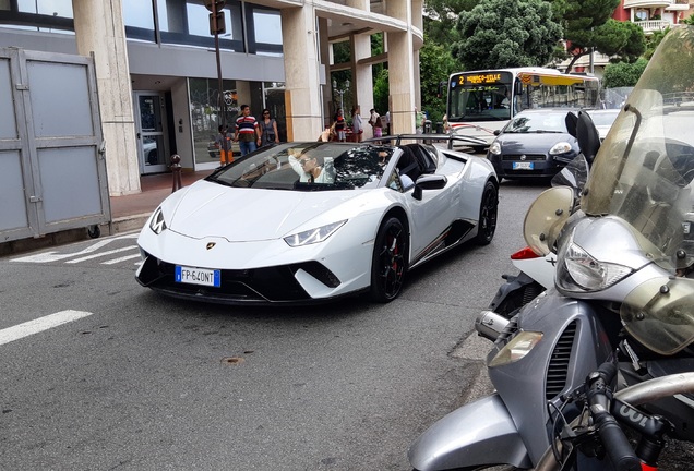 Lamborghini Huracán LP640-4 Performante Spyder