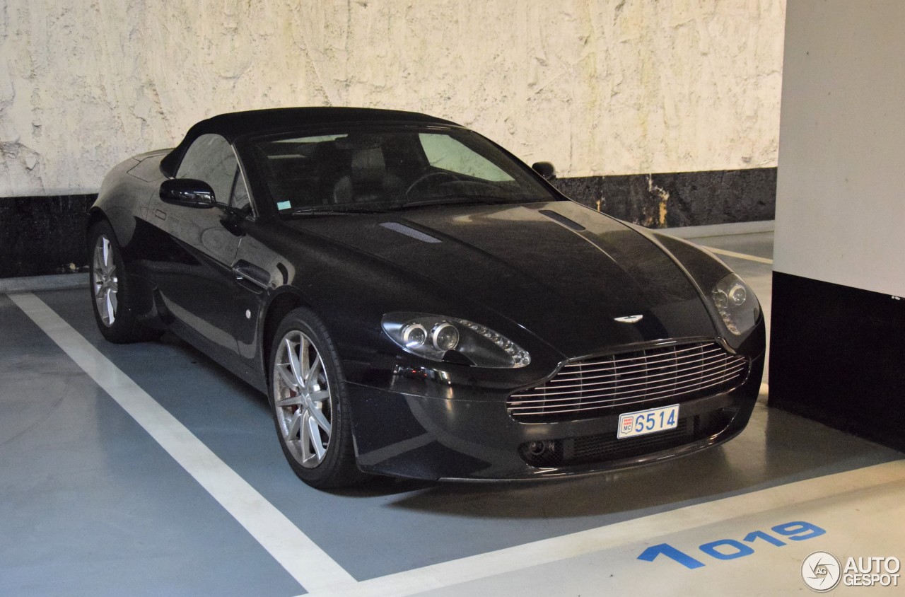 Aston Martin V8 Vantage Roadster