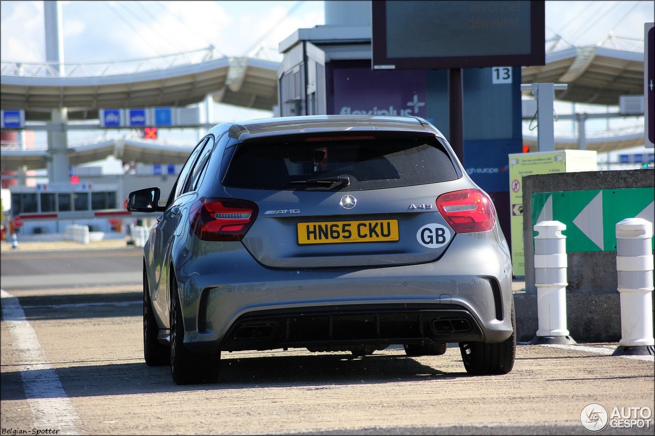 Mercedes-AMG A 45 W176 2015