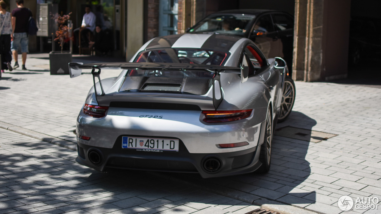 Porsche 991 GT2 RS Weissach Package