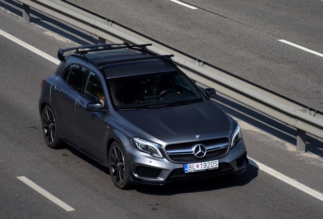 Mercedes-AMG GLA 45 X156