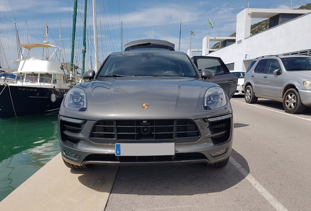 Porsche 95B Macan GTS