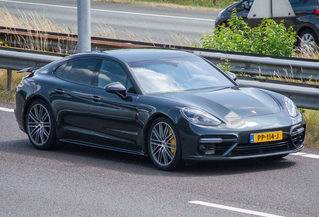 Porsche 971 Panamera Turbo S E-Hybrid