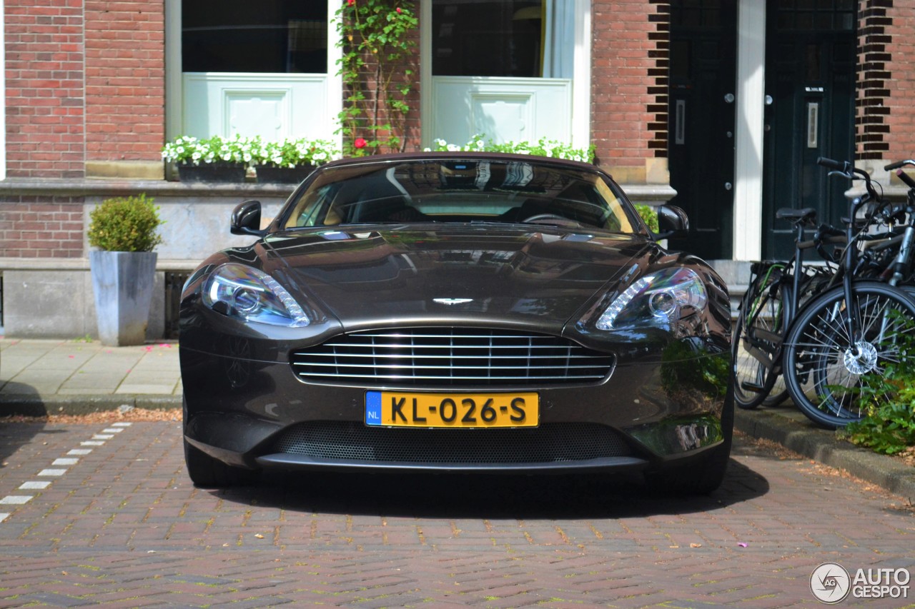 Aston Martin DB9 Volante 2013