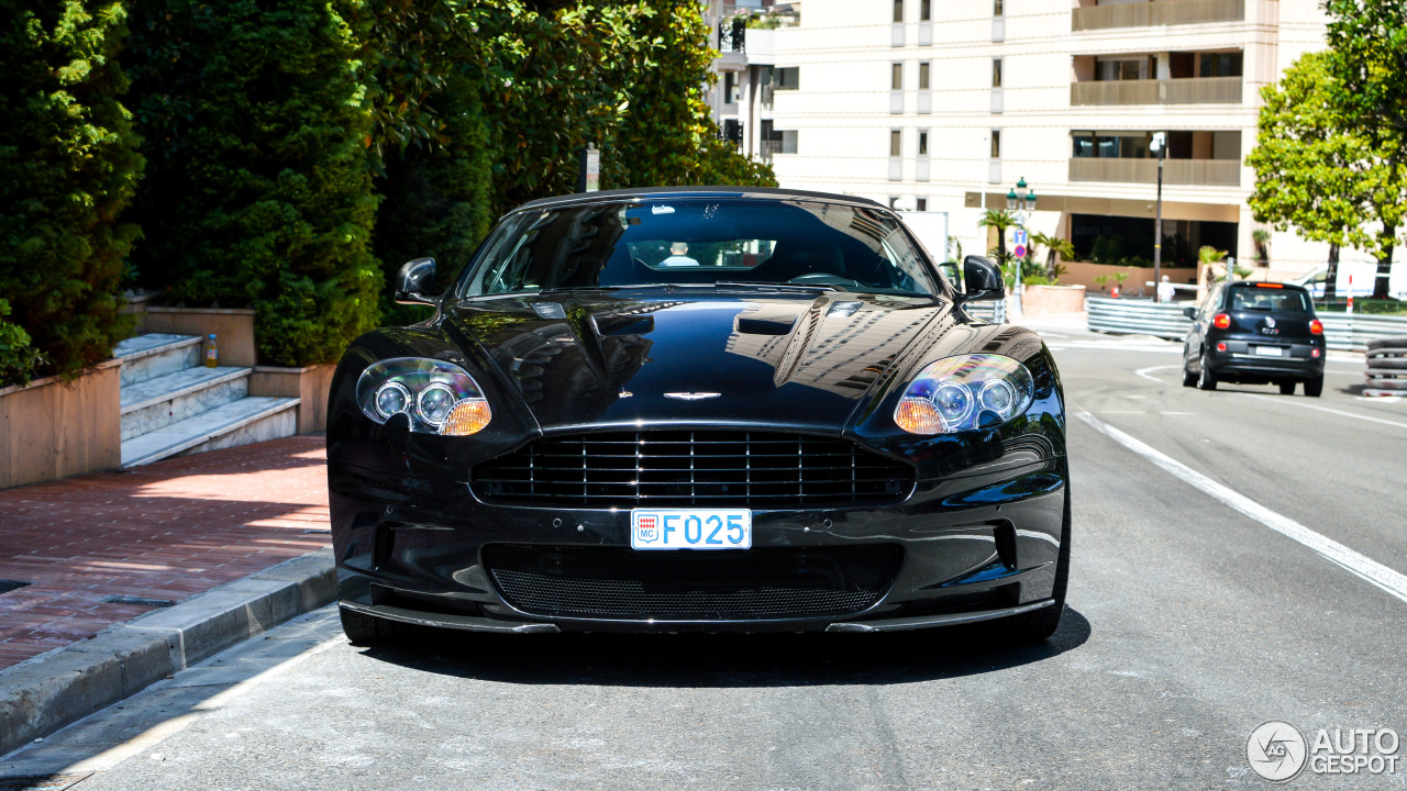 Aston Martin DBS Volante Carbon Black Edition