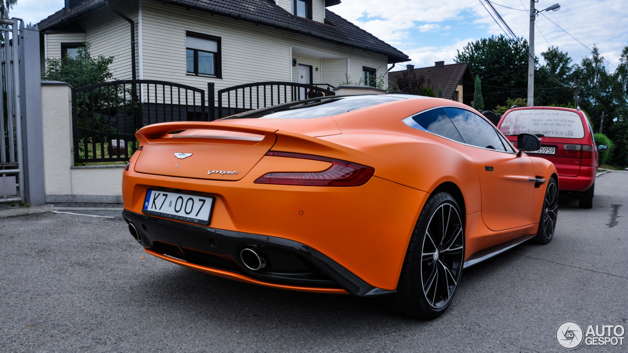 Aston Martin Vanquish 2013