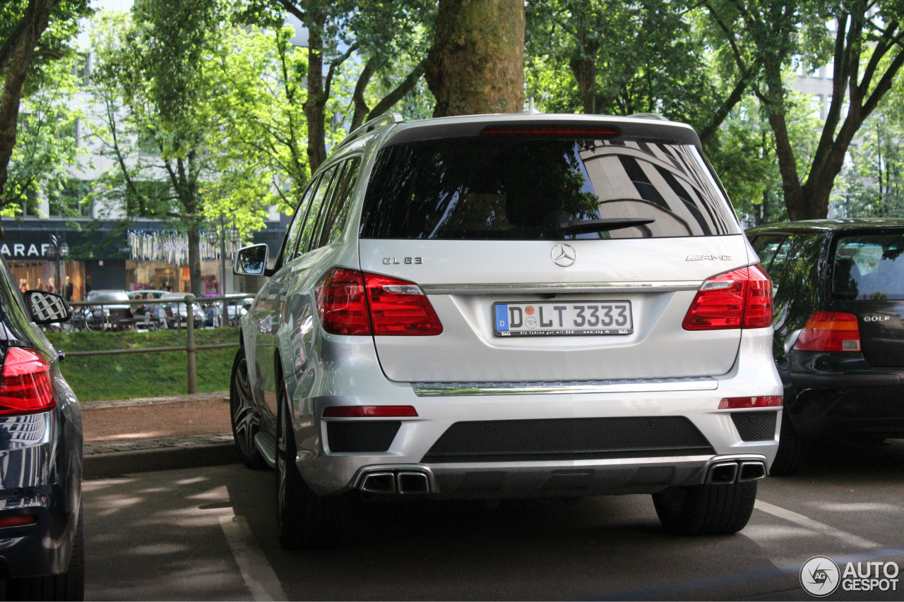 Mercedes-Benz GL 63 AMG X166