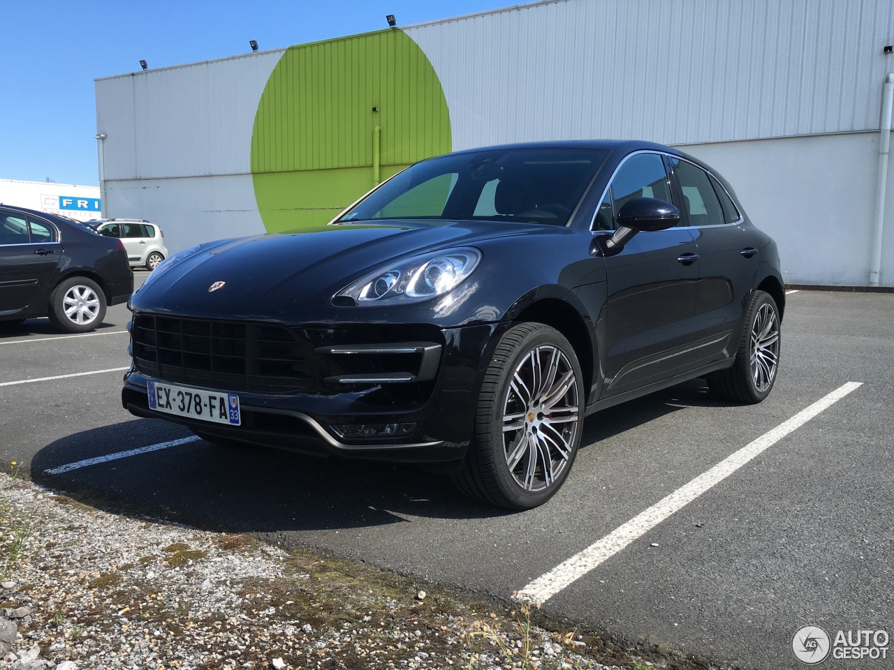 Porsche 95B Macan Turbo