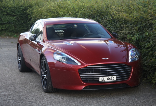 Aston Martin Rapide S