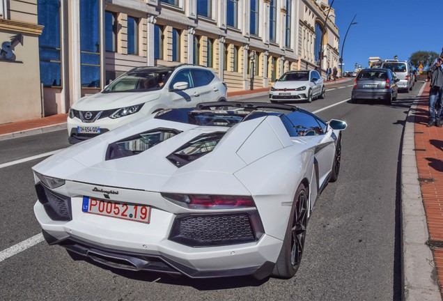 Lamborghini Aventador LP700-4 Roadster