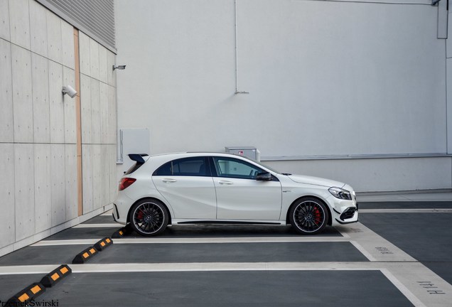 Mercedes-AMG A 45 W176 2015