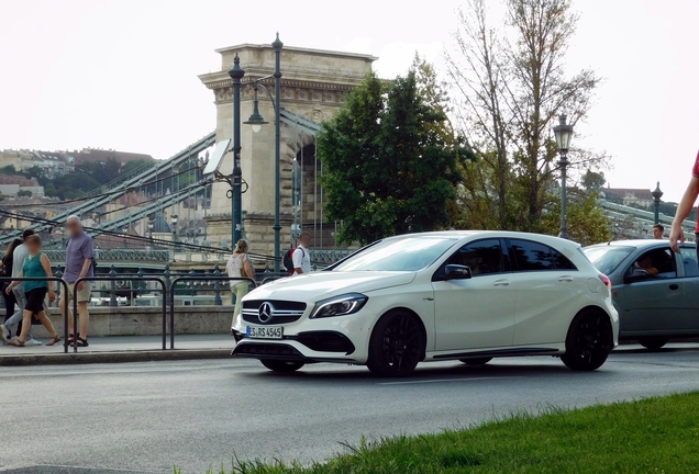 Mercedes-AMG A 45 W176 2015