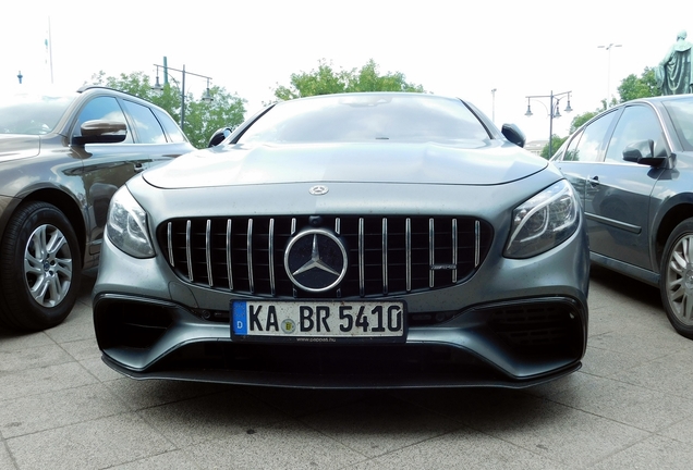 Mercedes-AMG S 63 Coupé C217 2018 Yellow Night Edition