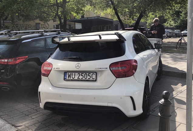 Mercedes-Benz A 45 AMG